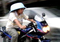 Sử dụng nón bảo hiểm an toàn và đúng cách