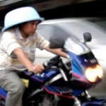 Sử dụng nón bảo hiểm an toàn và đúng cách