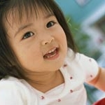 Sốt mọc răng hay sốt do viêm họng ?
