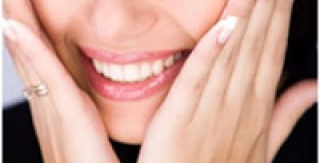 Tẩy Trắng Răng Tại Nhà 