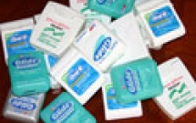 Cách sử dụng chỉ nha khoa 